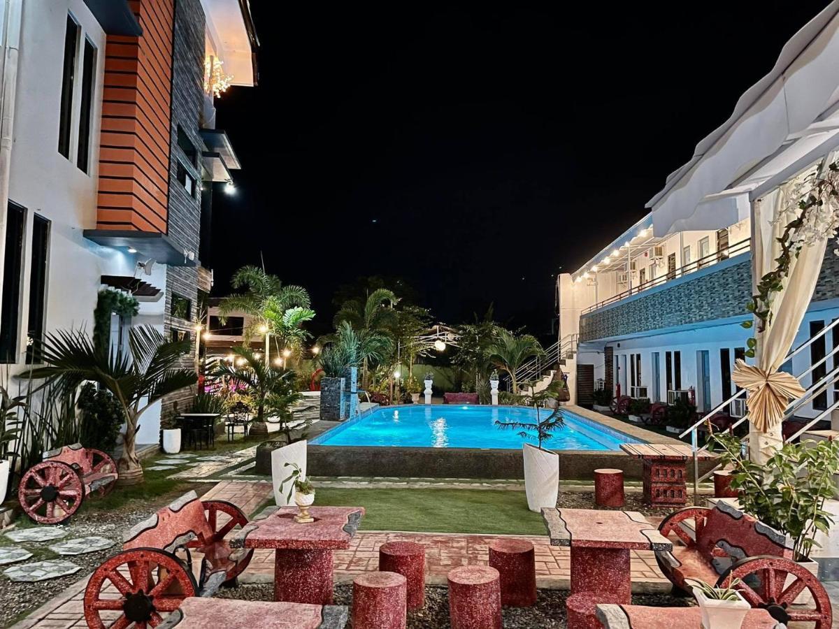 Hotel Little Rock Cebu Lapu-Lapu City Esterno foto