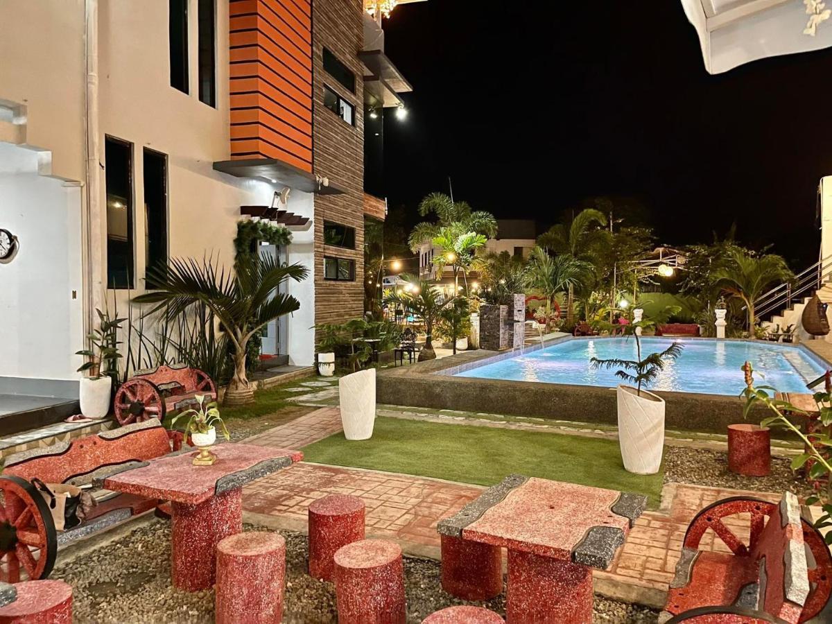 Hotel Little Rock Cebu Lapu-Lapu City Esterno foto