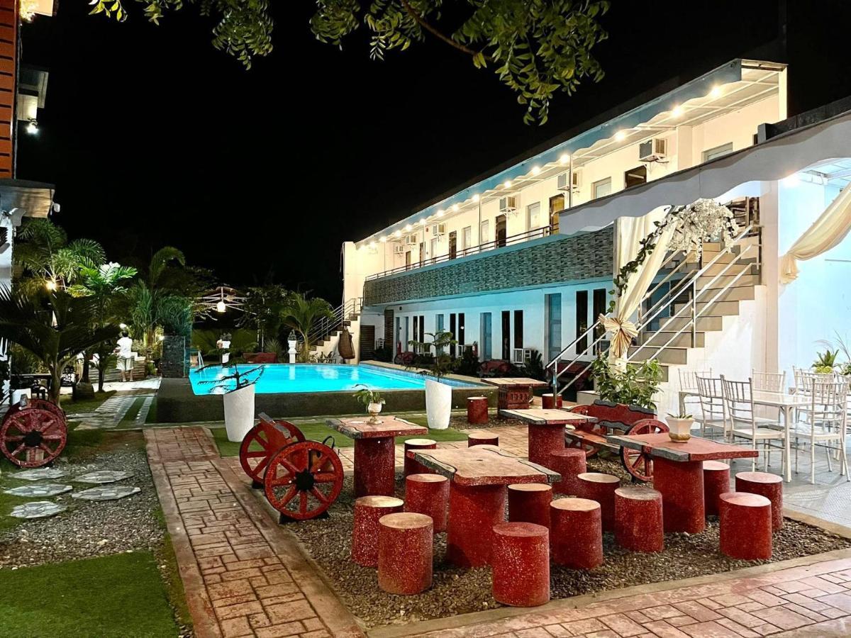 Hotel Little Rock Cebu Lapu-Lapu City Esterno foto